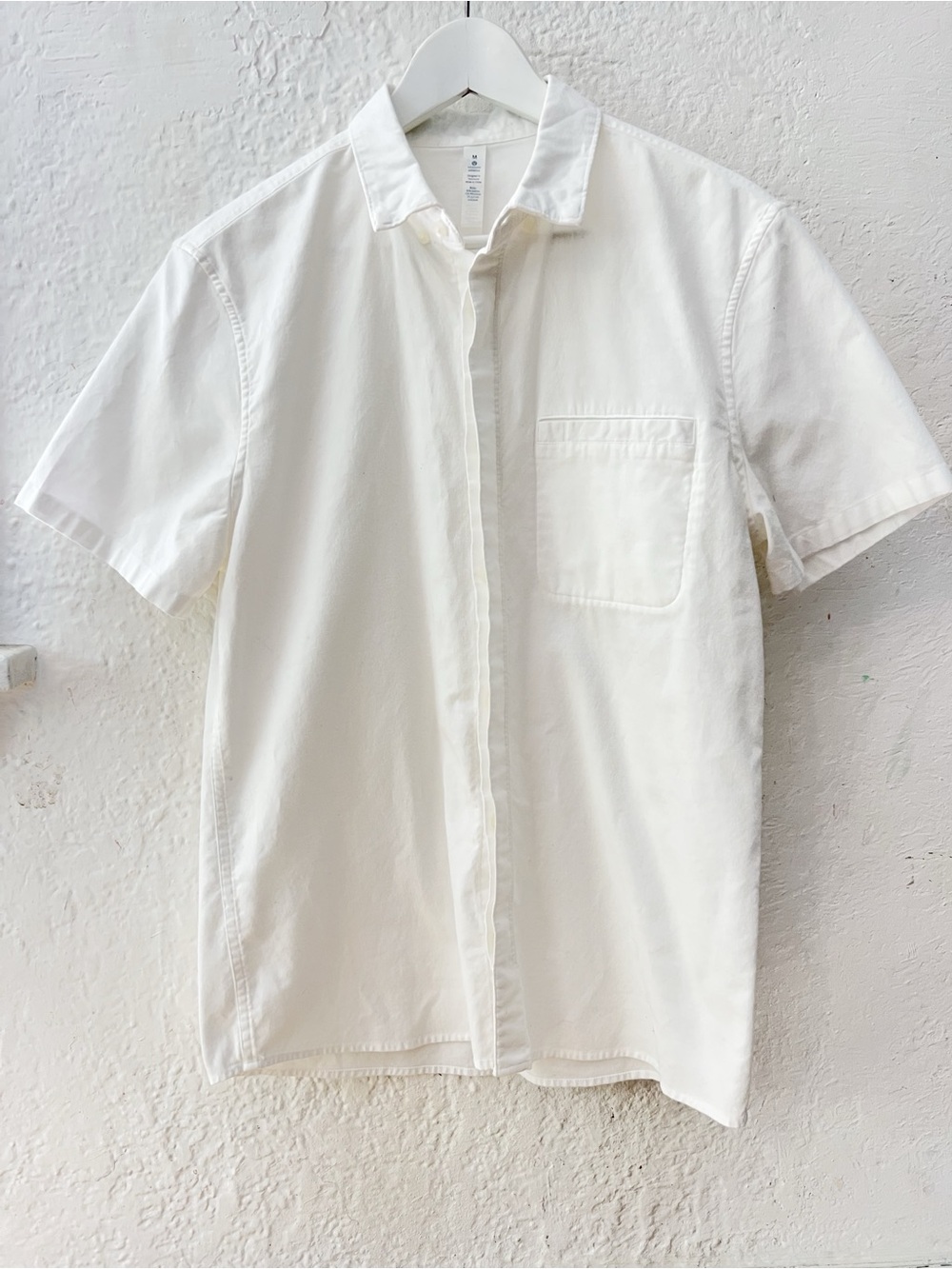 lululemon athletica Men's Short-Sleeve Button-Down Shirt in White - Picture 2 of 4
